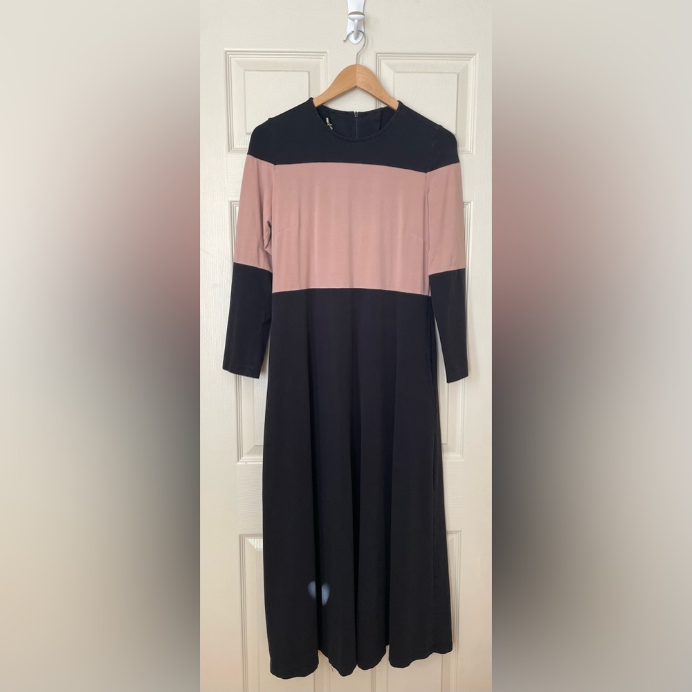 Black and Pink Colorblock Abaya